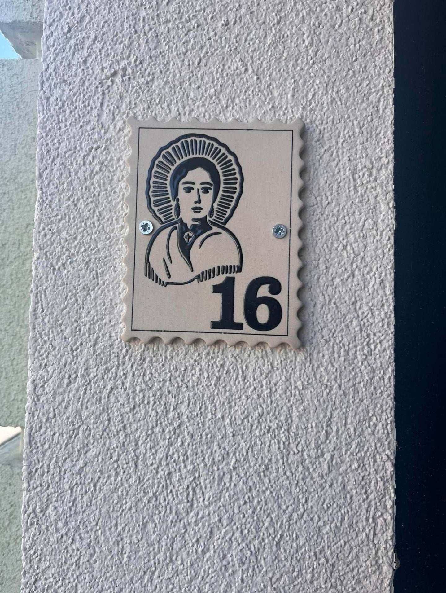 Timbre porte en porcelaine vitrifiée