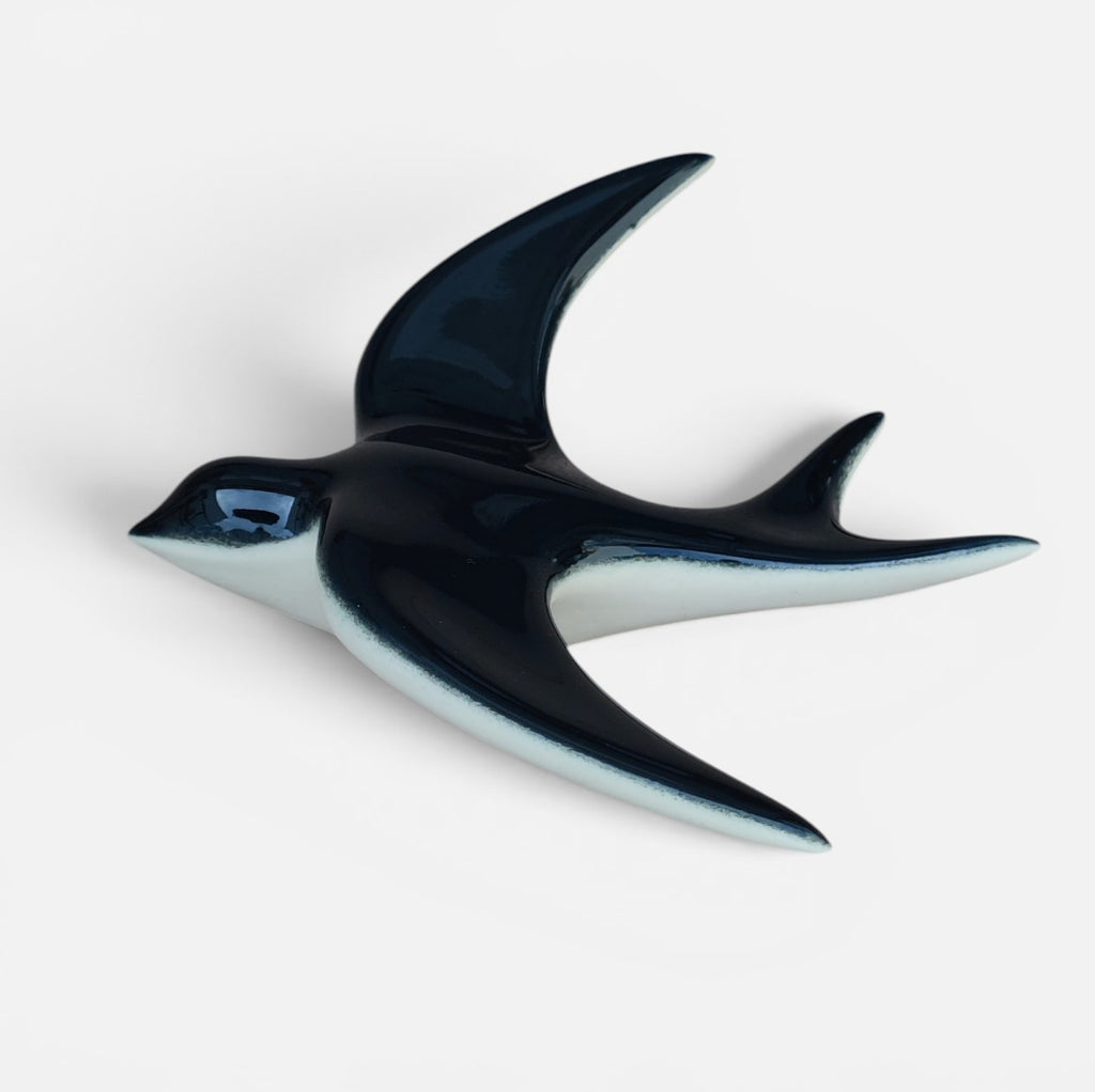 Hirondelle murale en porcelaine artisanale – finition mate & brillante -🐦 3 tailles - intérieur/extérieur